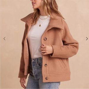 Wool short coat in Fawn